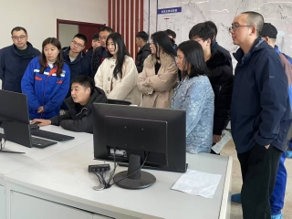 海鼎电子皮带秤助力港务公司，精准计量培训先行