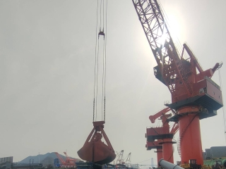 海鼎电子抓斗秤赋能镇江港务，领航行业新变革